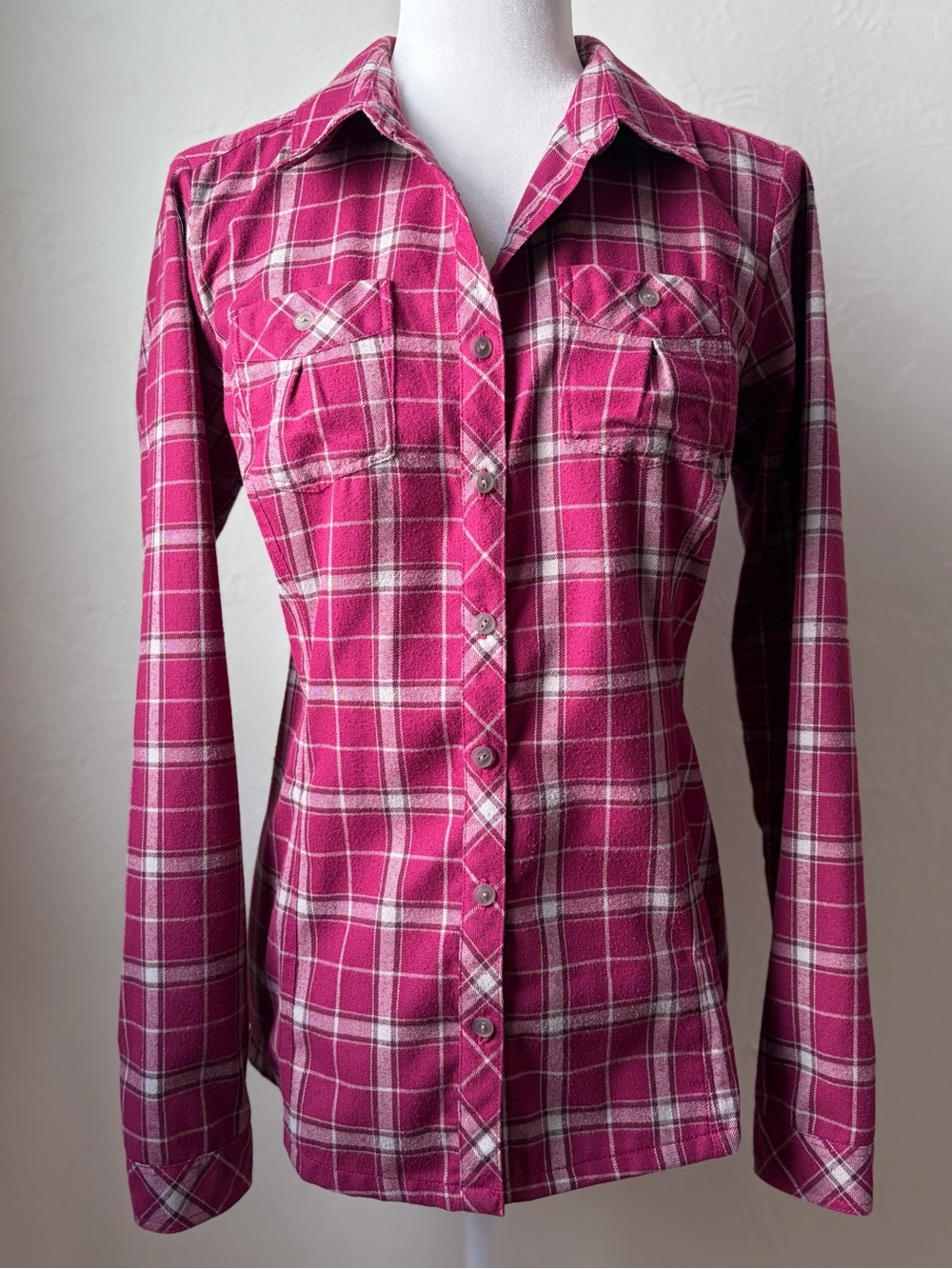 Mountain Hardwear Pink Plaid Button Down Flannel Shirt 8